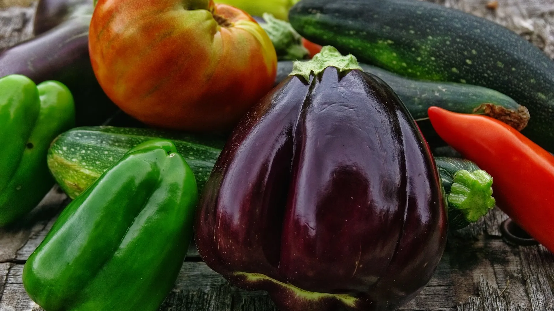 Vegetables 2726800_1920