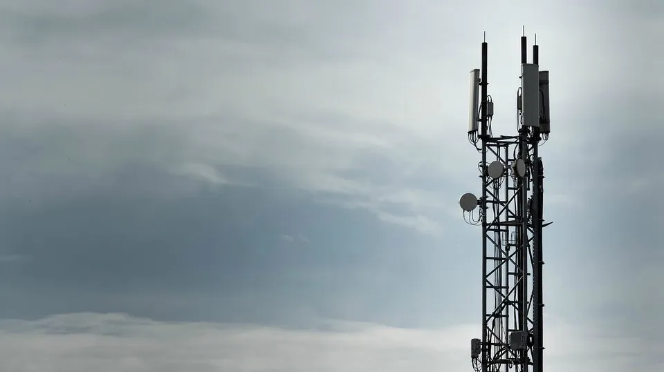 Mobile Radio Transmitters 1159760_960_720 1