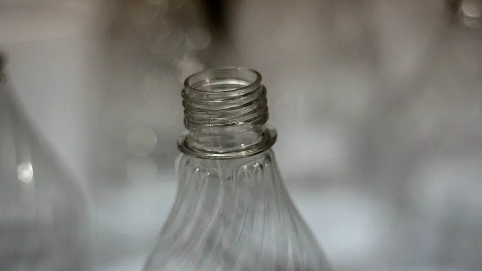 Bottle 939995_960_720